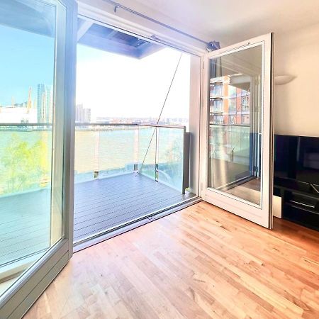 Fairmont Avenue E14 9Pq Daire Londra Dış mekan fotoğraf