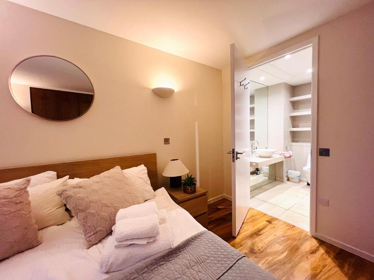 Fairmont Avenue E14 9Pq Daire Londra Dış mekan fotoğraf