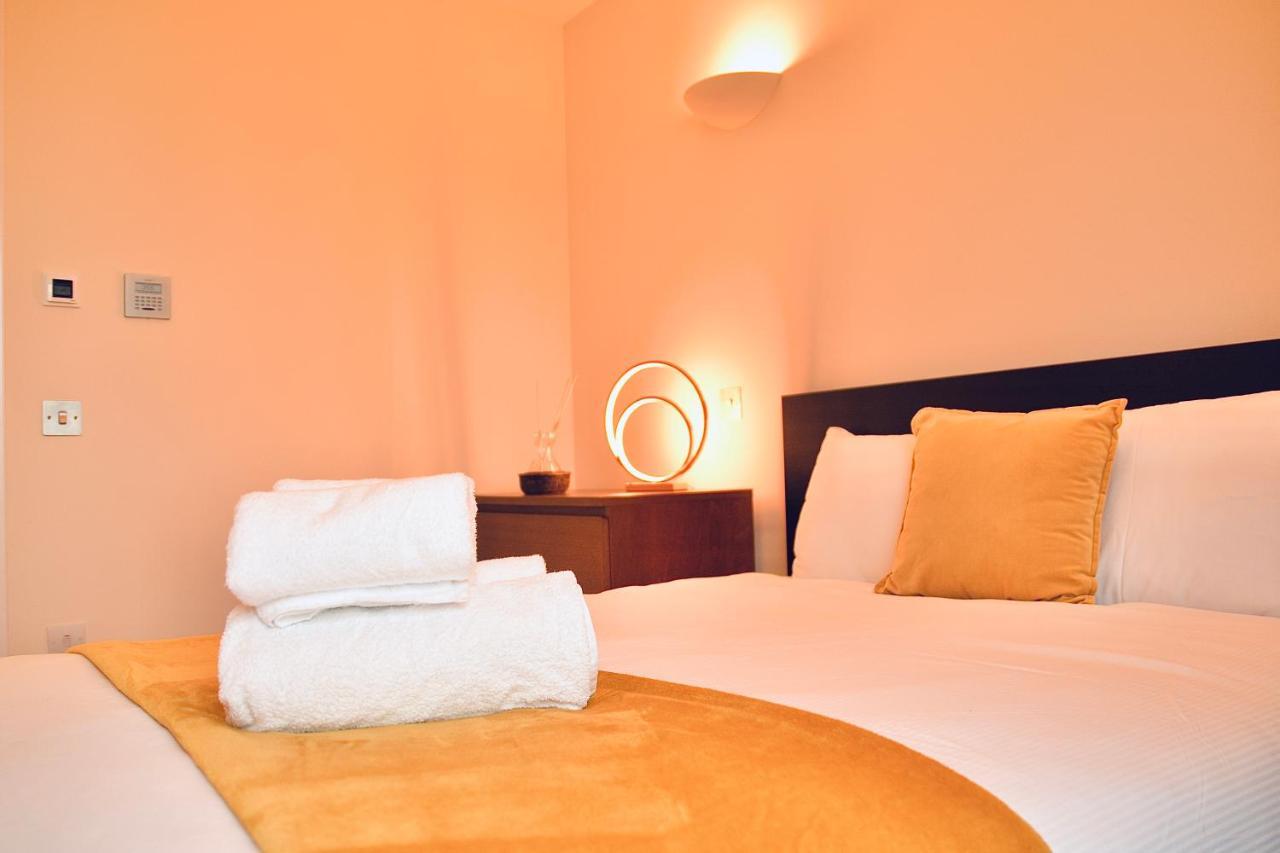 Fairmont Avenue E14 9Pq Daire Londra Dış mekan fotoğraf